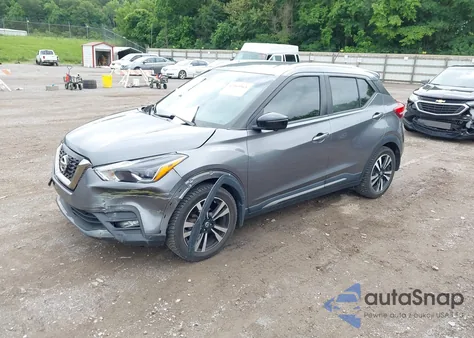 2020 Nissan Kicks Sr Xtronic Cvt из США, поврежденный, VIN 3N1CP5DV7LL549572